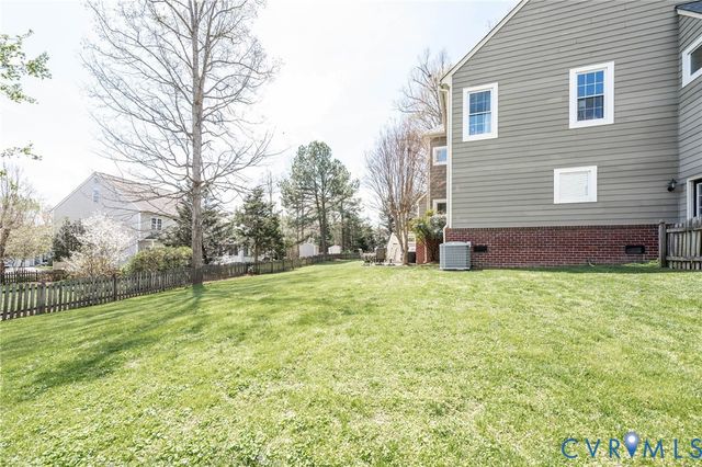 5800 Marcross Ct, Glen Allen, VA 23059