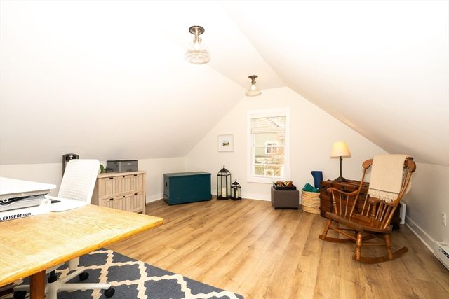 25 S Lincoln St, Natick, MA 01760