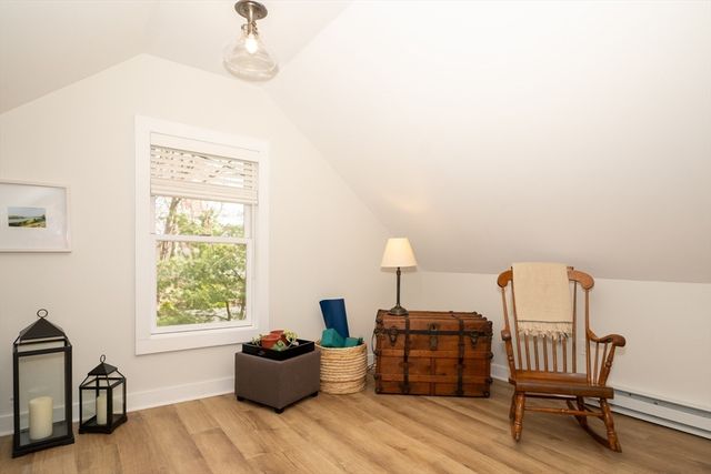 25 S Lincoln St, Natick, MA 01760