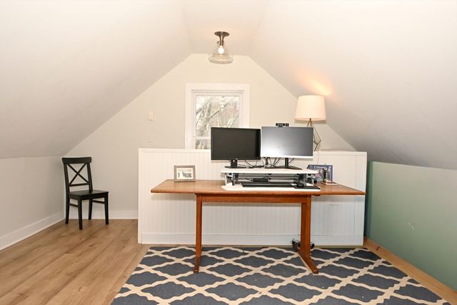 25 S Lincoln St, Natick, MA 01760