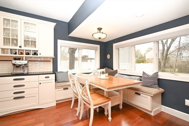 25 S Lincoln St, Natick, MA 01760