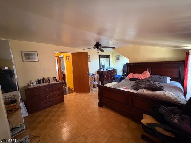 48 Sussex Rd, Bergenfield Boro, NJ 07621