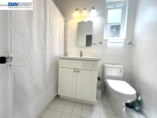 357 Lester Ave, Oakland, CA 94606