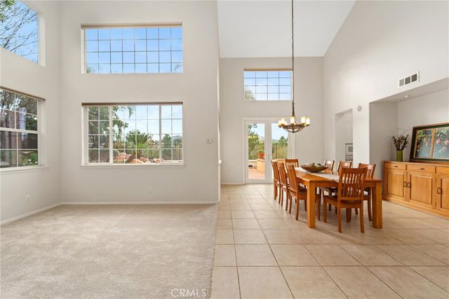 45381 Tiburcio Dr, Temecula, CA 92591