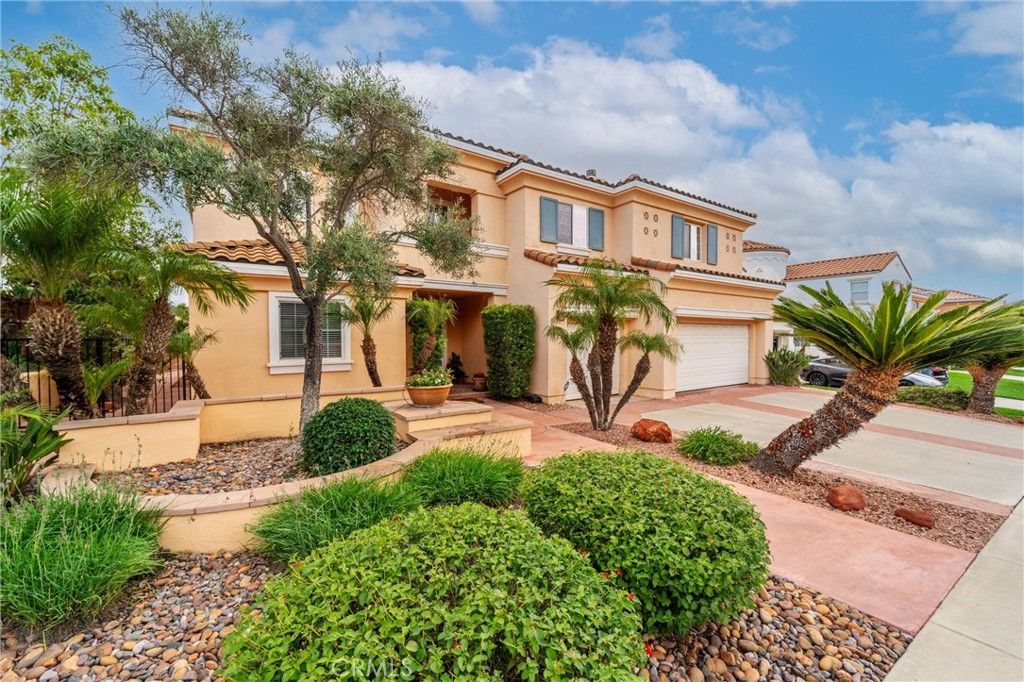 45381 Tiburcio Dr, Temecula, CA 92591