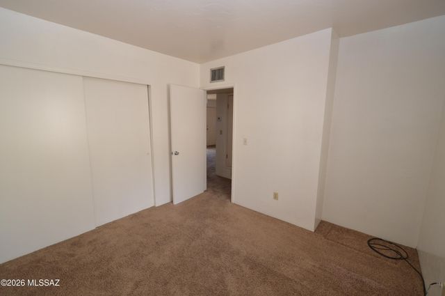 1616 N Columbus Boulevard, Tucson, AZ 85712