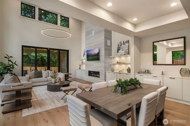 11005 NE 15th Street, Bellevue, WA 98004