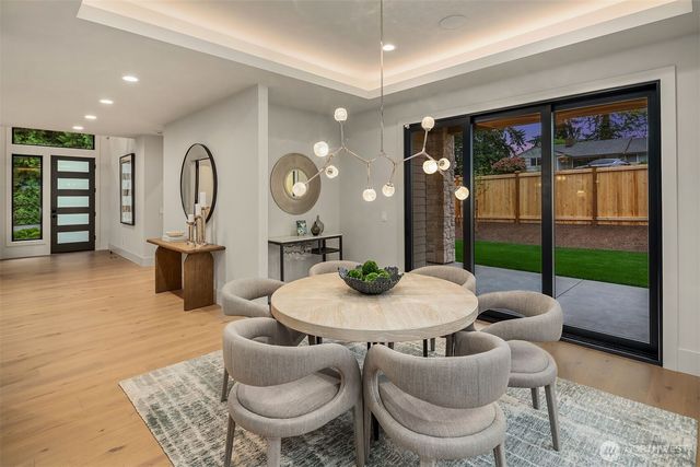 11005 NE 15th Street, Bellevue, WA 98004