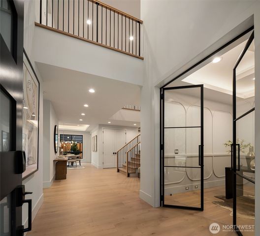 11005 NE 15th Street, Bellevue, WA 98004