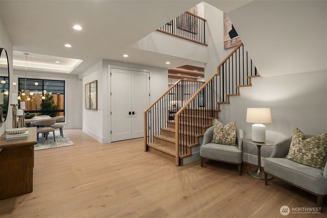 11005 NE 15th Street, Bellevue, WA 98004