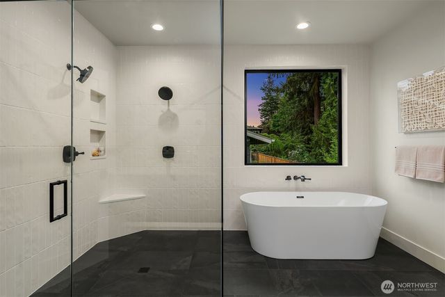 11005 NE 15th Street, Bellevue, WA 98004