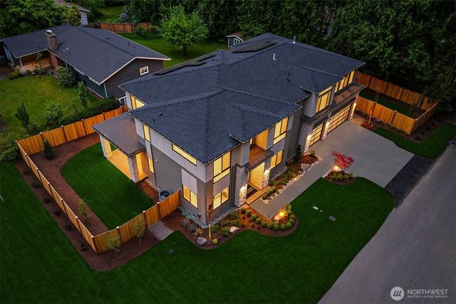 11005 NE 15th Street, Bellevue, WA 98004