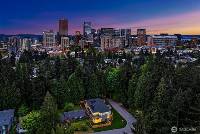 11005 NE 15th Street, Bellevue, WA 98004