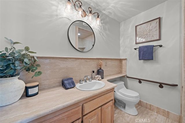 2461 Silverstrand Avenue, Hermosa Beach, CA 90254