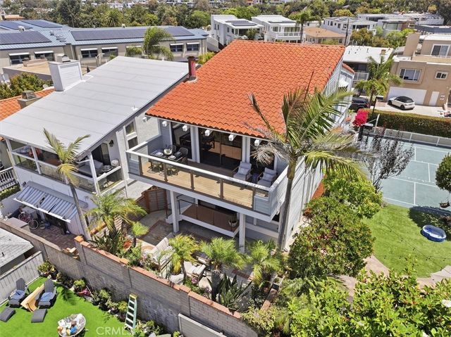 2461 Silverstrand Avenue, Hermosa Beach, CA 90254