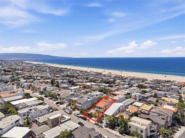 2461 Silverstrand Avenue, Hermosa Beach, CA 90254