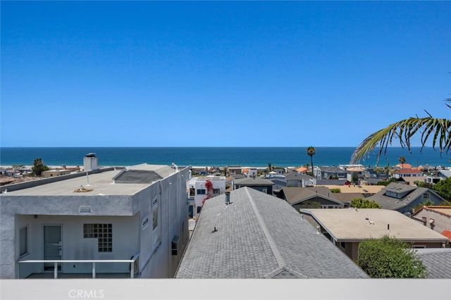 2461 Silverstrand Avenue, Hermosa Beach, CA 90254