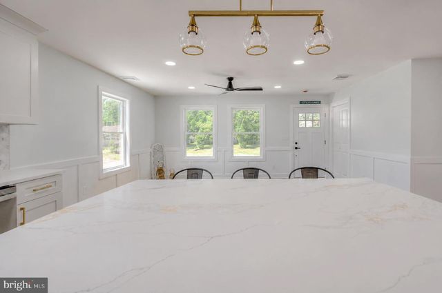 66 BEACHHURST, Cape May, NJ 08204