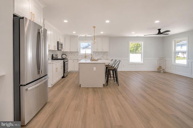 66 BEACHHURST, Cape May, NJ 08204