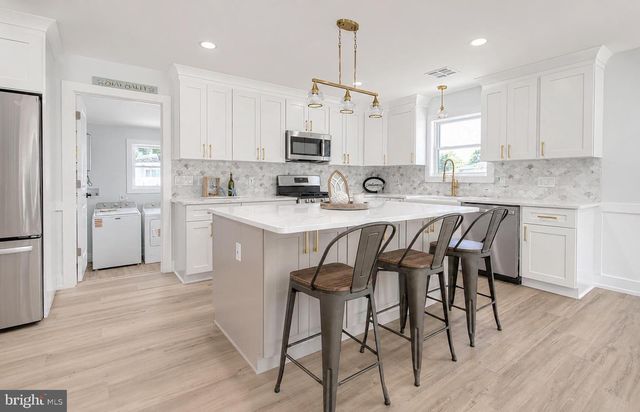 66 BEACHHURST, Cape May, NJ 08204