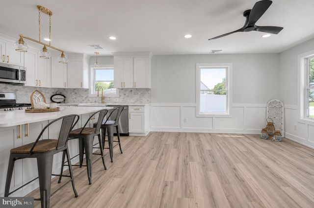 66 BEACHHURST, Cape May, NJ 08204
