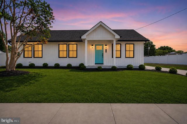 66 BEACHHURST, Cape May, NJ 08204