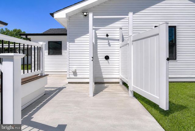 66 BEACHHURST, Cape May, NJ 08204