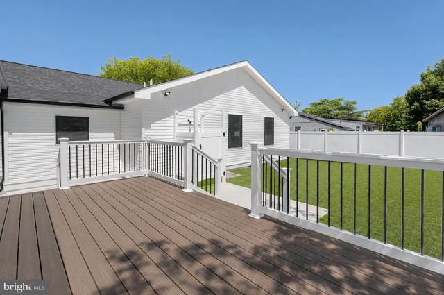 66 BEACHHURST, Cape May, NJ 08204
