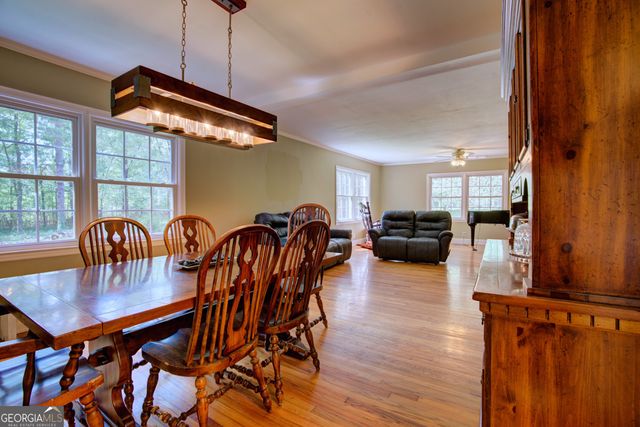 521 W John Hand Road, Cedartown, GA 30125