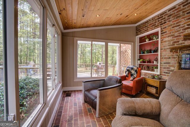 521 W John Hand Road, Cedartown, GA 30125