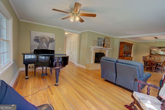 521 W John Hand Road, Cedartown, GA 30125