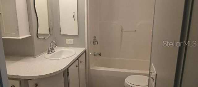 313 DANUBE CIRCLE, Bradenton, FL 34207