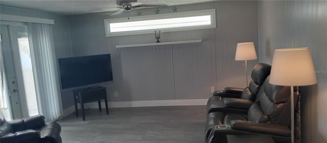 313 DANUBE CIRCLE, Bradenton, FL 34207