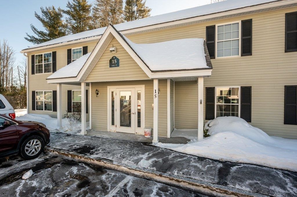 15 Tampa Dr Unit B, Rochester, NH 03867