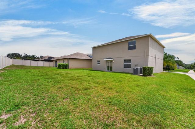 215 ENGLISH HERITAGE PLACE, Dover, FL 33527