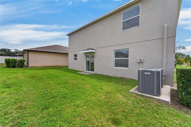 215 ENGLISH HERITAGE PLACE, Dover, FL 33527