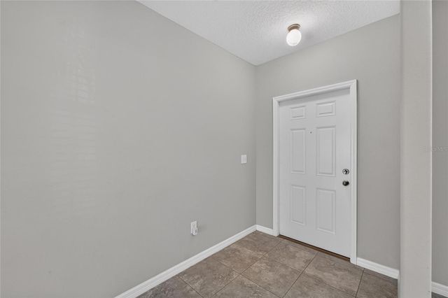 215 ENGLISH HERITAGE PLACE, Dover, FL 33527