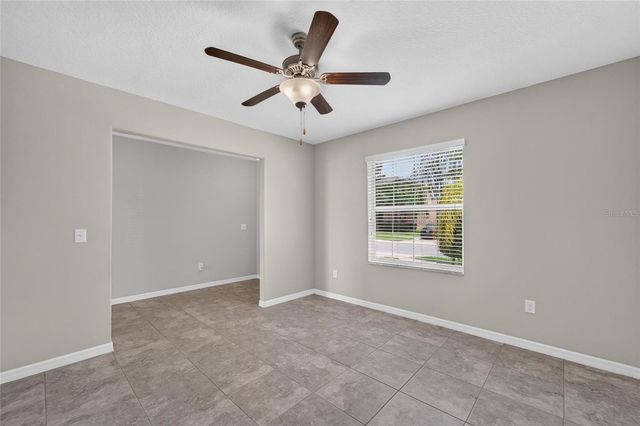 215 ENGLISH HERITAGE PLACE, Dover, FL 33527