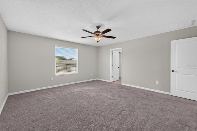 215 ENGLISH HERITAGE PLACE, Dover, FL 33527