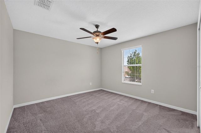 215 ENGLISH HERITAGE PLACE, Dover, FL 33527