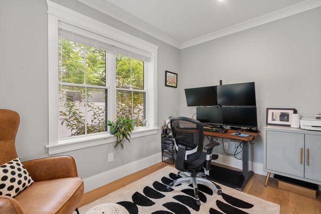 12 South Lincoln St 12, Natick, MA 01760