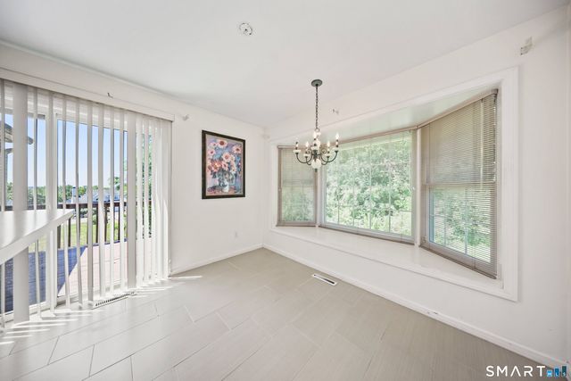 156 Morningside Court 156, Shelton, CT 06484