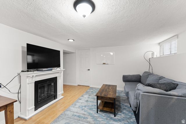 6241 S 440 E, Murray, UT 84107