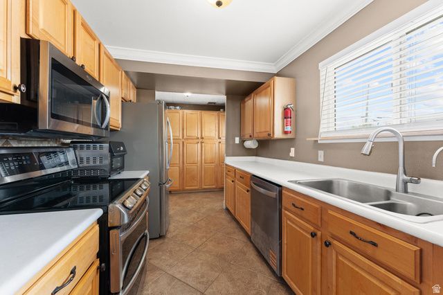 6241 S 440 E, Murray, UT 84107