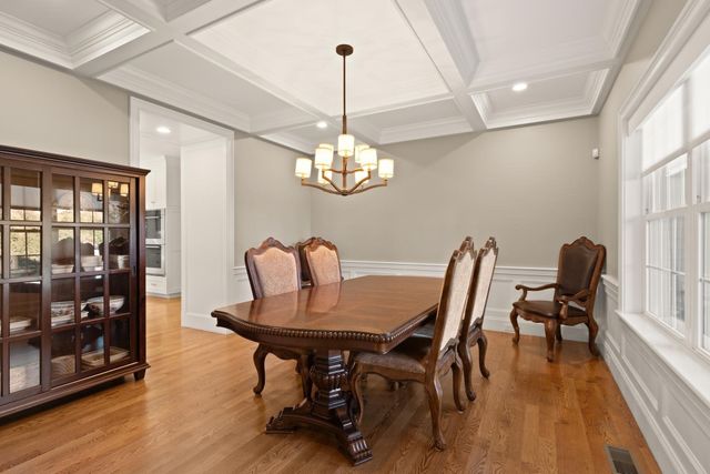10 Willard Circle, Lexington, MA 02421