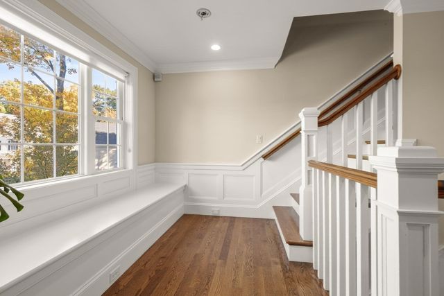 10 Willard Circle, Lexington, MA 02421