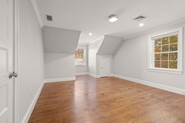 10 Willard Circle, Lexington, MA 02421