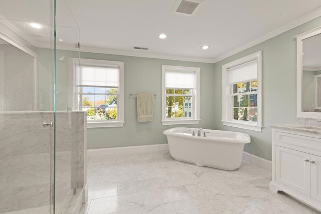 10 Willard Circle, Lexington, MA 02421