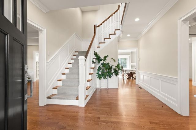 10 Willard Circle, Lexington, MA 02421