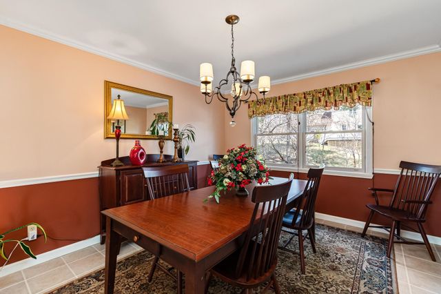 248 Lawnwood Drive, Williston, VT 05495